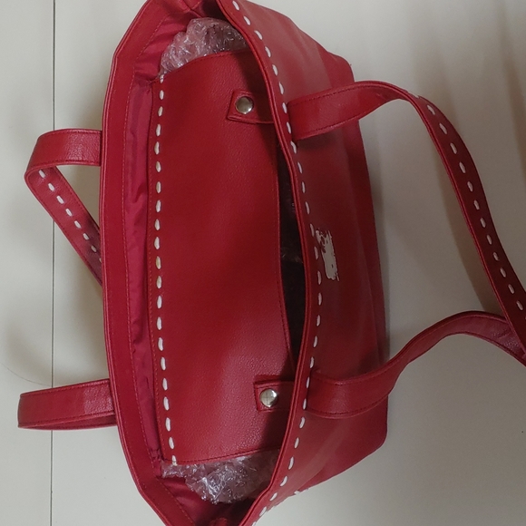 Sanrio Hello Kitty Vintage Leather Shoulder Bag - Picture 13 of 17